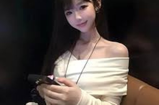 谁也没料到被传风流成性绯闻不断的左小青如今成了这样